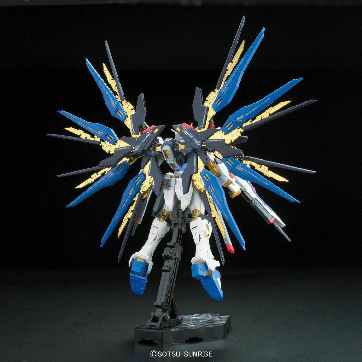 Bandai RG 1/144 ZGMF-X20A Strike Freedom Gundam