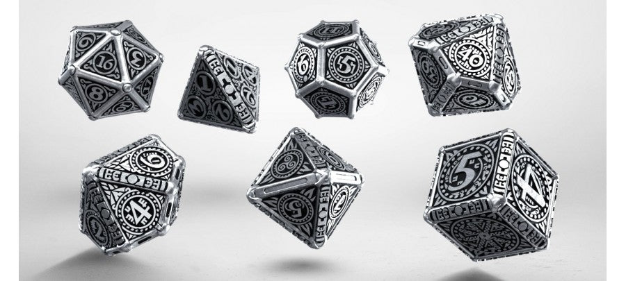 Q Workshop - Metal Svetoid Dice Set (7) - Good Games